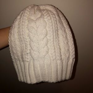 White knit beanie